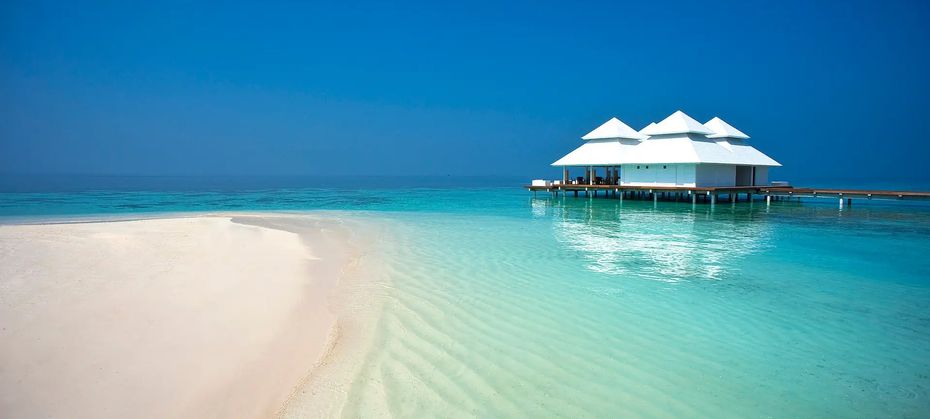 Diamonds Athuruga Beach & Water Villas