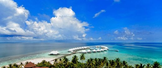 Diamonds Athuruga Beach & Water Villas