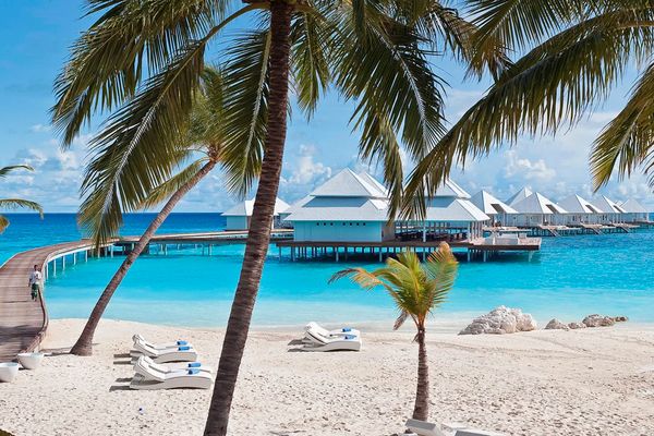 Diamonds Thudufushi Beach & Water Villas