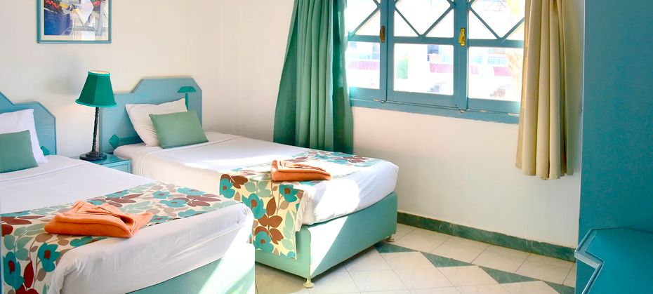 Dive Inn Resort