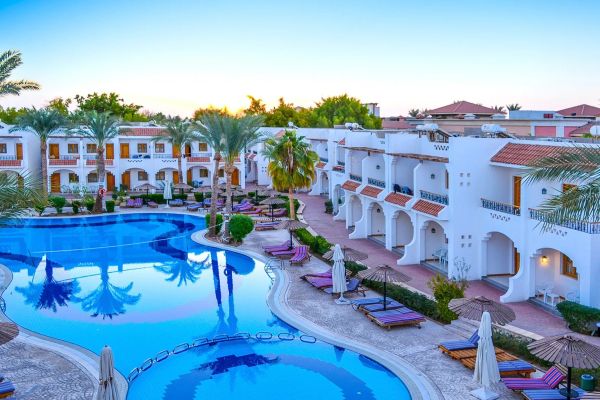 Dive Inn Resort
