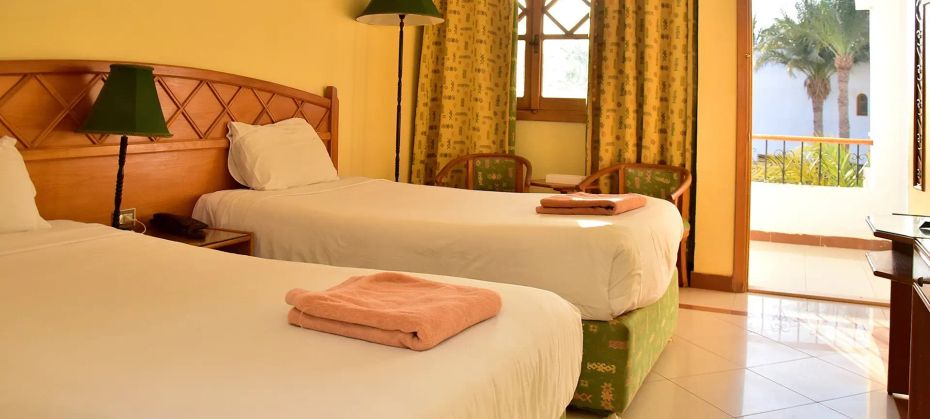 Dive Inn Resort