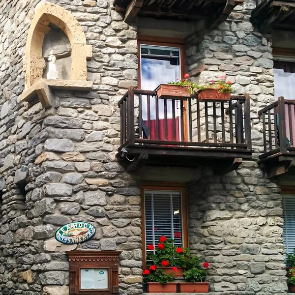 Dolonne — Courmayeur, Włochy