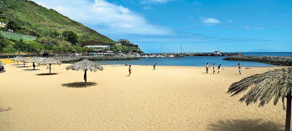 Dom Pedro Madeira Ocean Beach