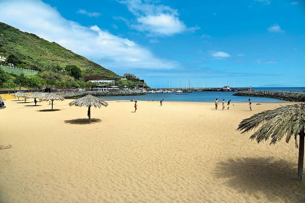 Dom Pedro Madeira Ocean Beach