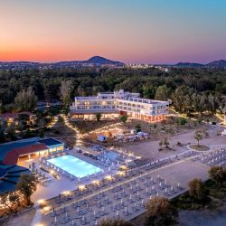 Domes Aulus Zante Autograph Collection