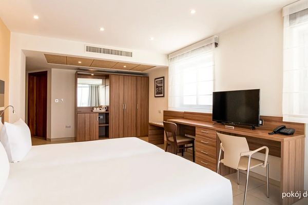 Doubletree By Hilton Malta (ex. Dolmen Resort)