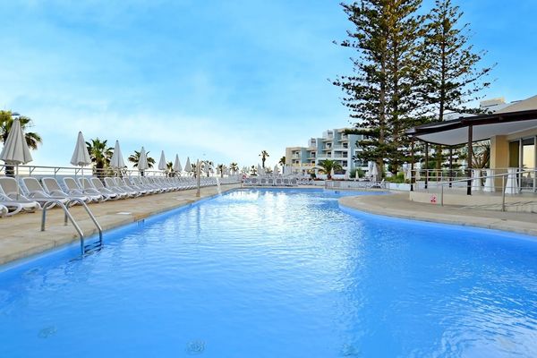 Doubletree By Hilton Malta (ex. Dolmen Resort)