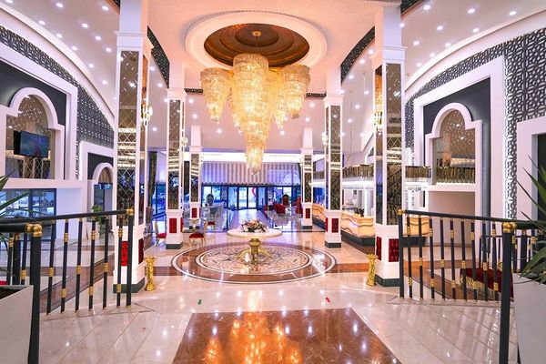 Dream World Palace