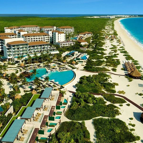 Dreams Playa Mujeres