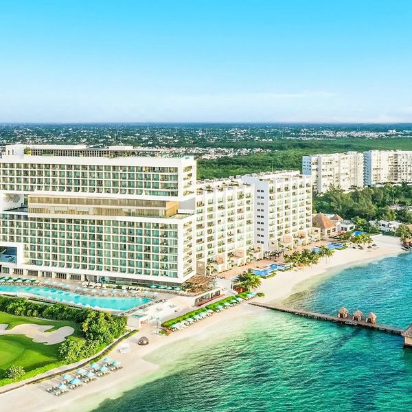 Dreams Vista Cancun Golf & Spa Resort