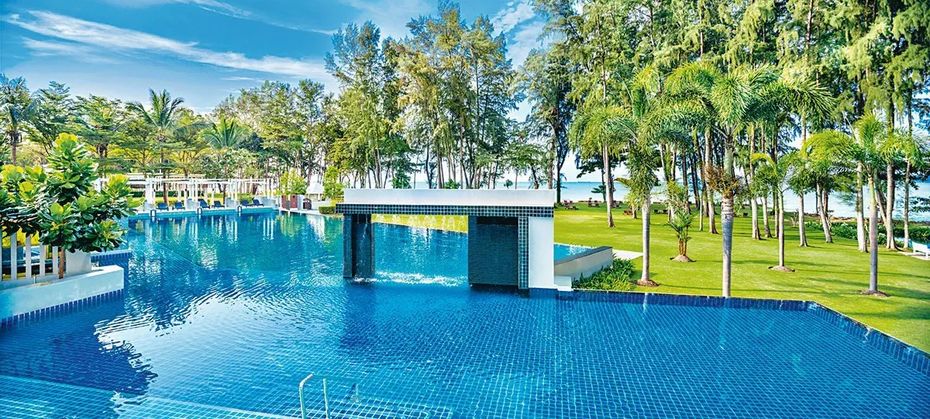 Dusit Thani Krabi Beach Resort (ex Sheraton Krabi)