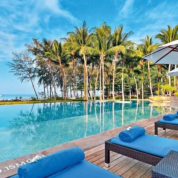 Dusit Thani Krabi Beach Resort (ex Sheraton Krabi)