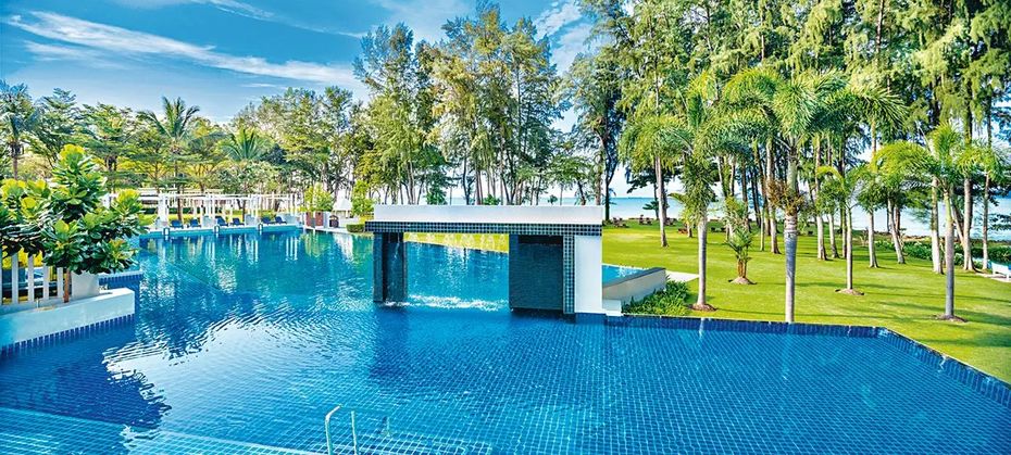 Dusit Thani Krabi Beach Resort (ex Sheraton Krabi)