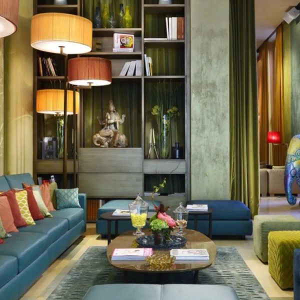 Enterprise — Mediolan, Włochy