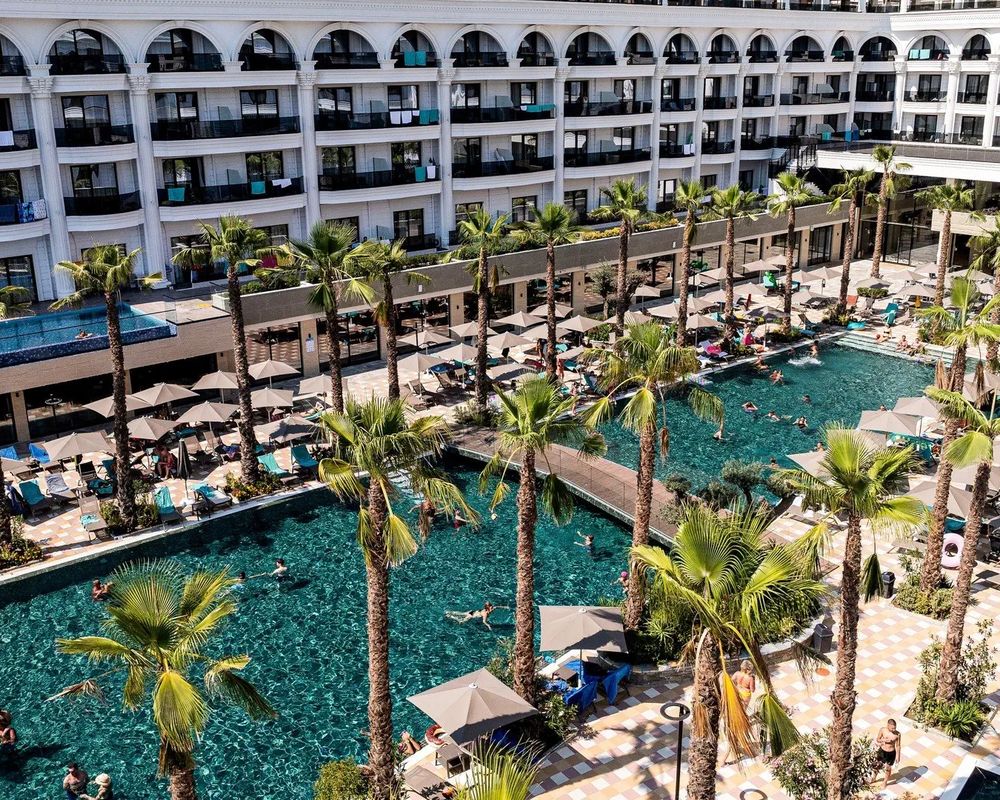 Fafa Aqua Palace