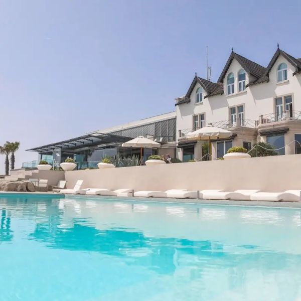 Farol Design — Cascais, Portugalia