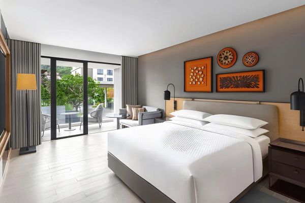 Four Points by Sheraton Phuket Patong Beach Resort
