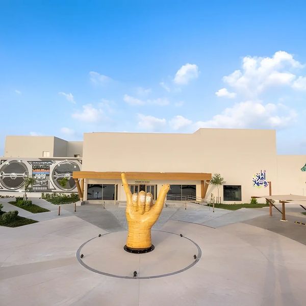 Fuwairit Kite Beach Tapestry Collection by Hilton – 2026-05-12