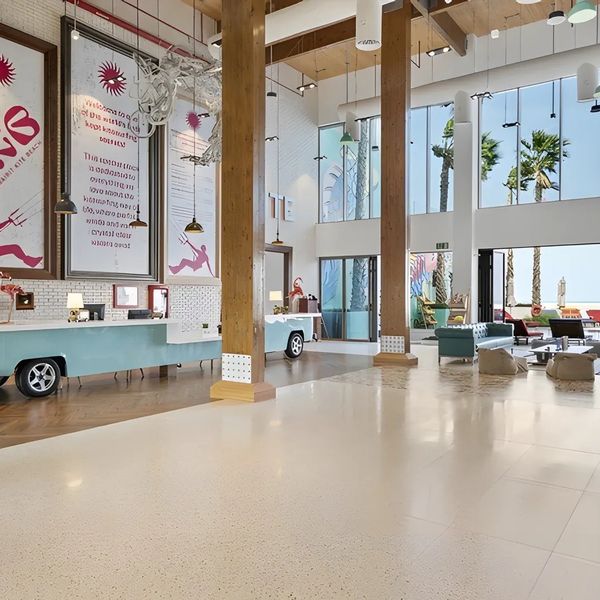 Fuwairit Kite Beach Tapestry Collection by Hilton – 2026-05-14 - Zdjęcie 2