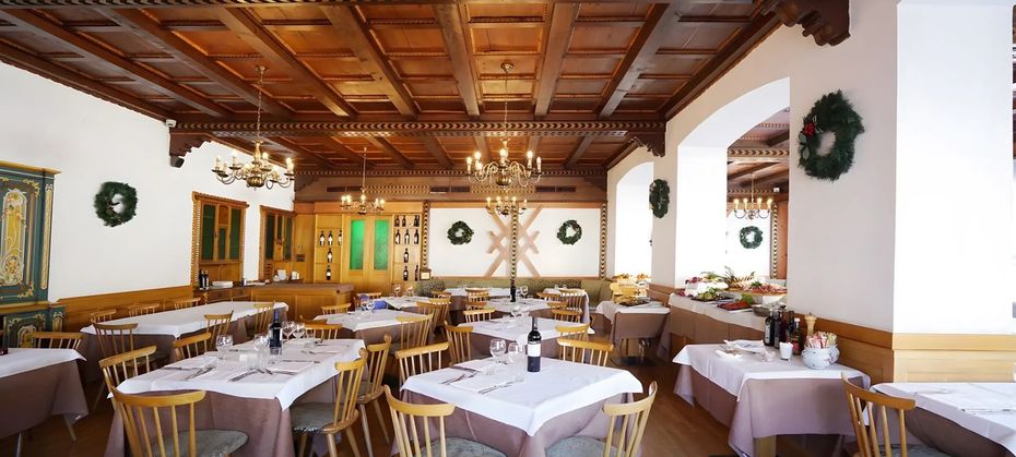 GH Monzoni (Pozza di Fassa)