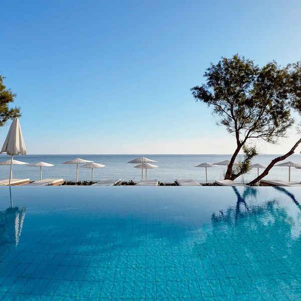 Giannoulis Grand Bay Beach Resort