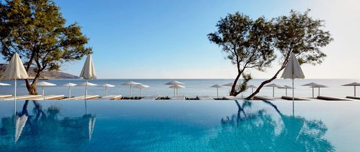 Giannoulis Grand Bay Beach Resort