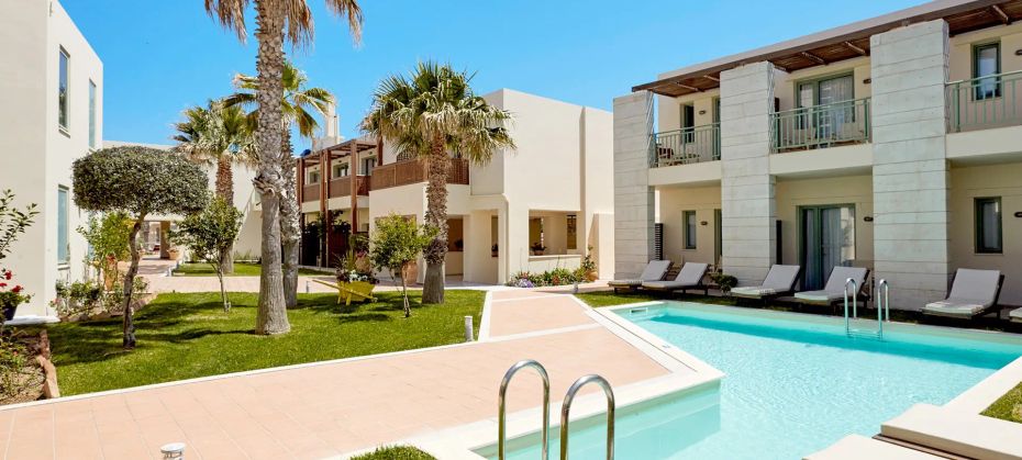 Giannoulis Grand Bay Beach Resort