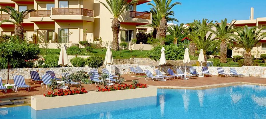 Giannoulis Santa Marina Beach (Agia Marina)