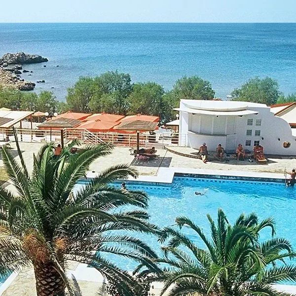 Glicorisa Beach — Pythagorion, Grecja