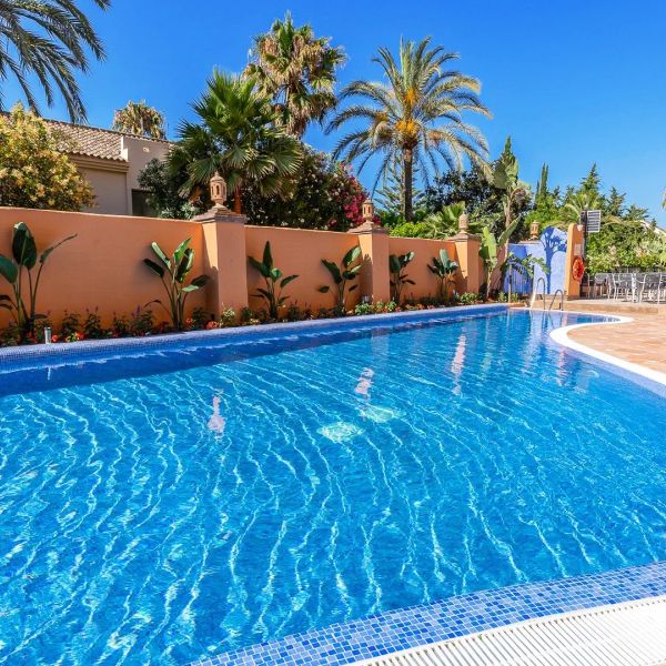 Globales Paraiso Beach — Estepona, Hiszpania