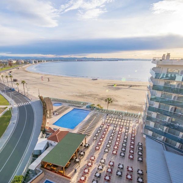 Golden Donaire Beach — La Pineda, Hiszpania