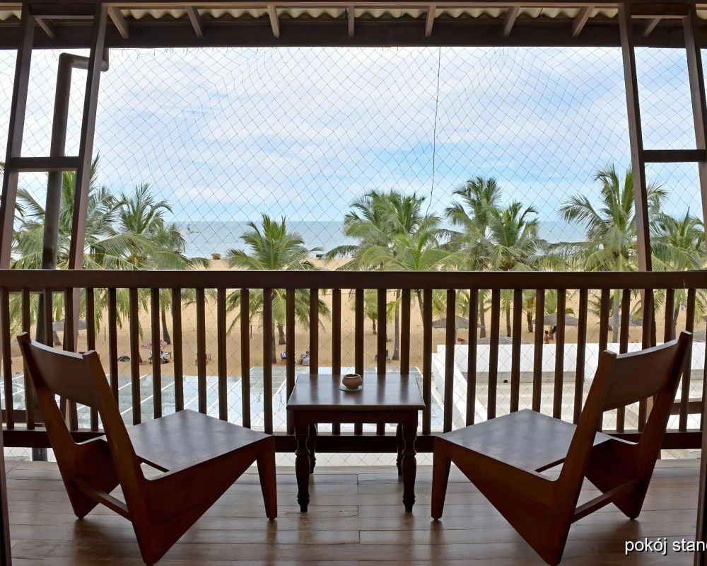 Goldi Sands