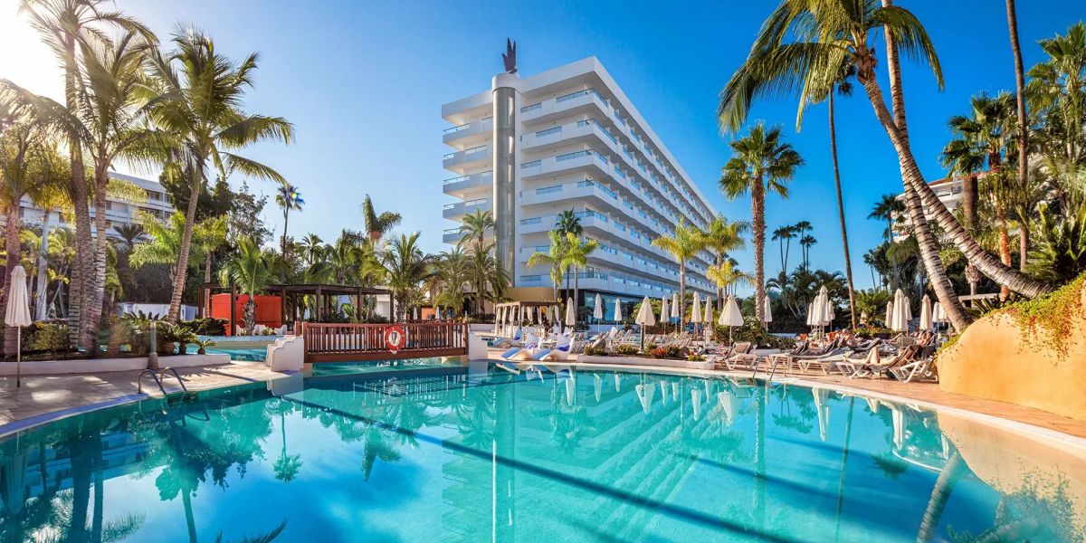 Hiszpania na 7 dni w listopadzie: 4⋆ hotel od 3 099 zł (aktualizacja ceny)