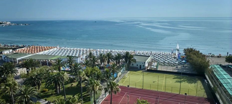Gran Serena Hotel