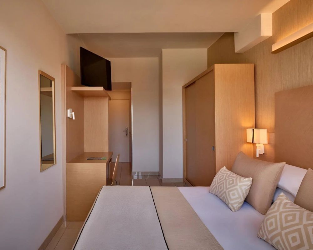 Gran Serena Hotel