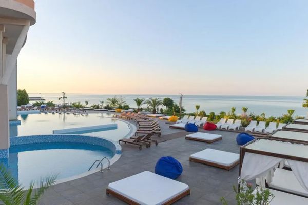Grand Hotel (Sveti Vlas)