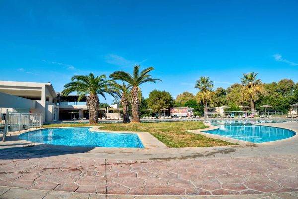 Akti Coast Club