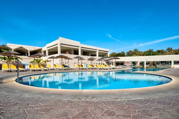 Akti Coast Club