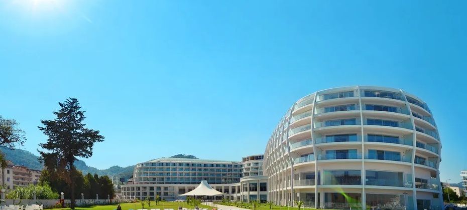 Green Nature Diamond