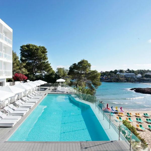 Grupotel Ibiza Beach Resort — Portinatx, Hiszpania