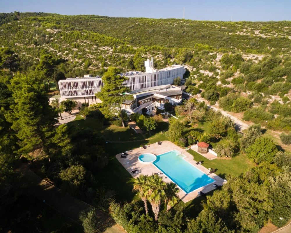 Gusmay Resort