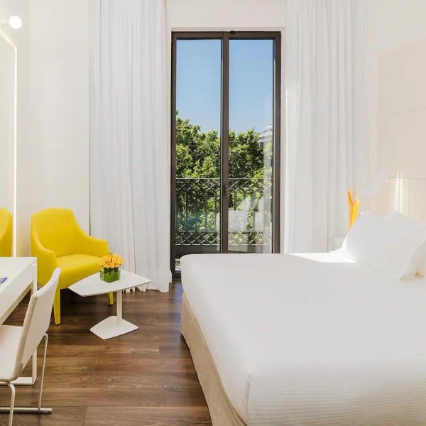 H10 Urquinaona Plaza — Barcelona, Hiszpania