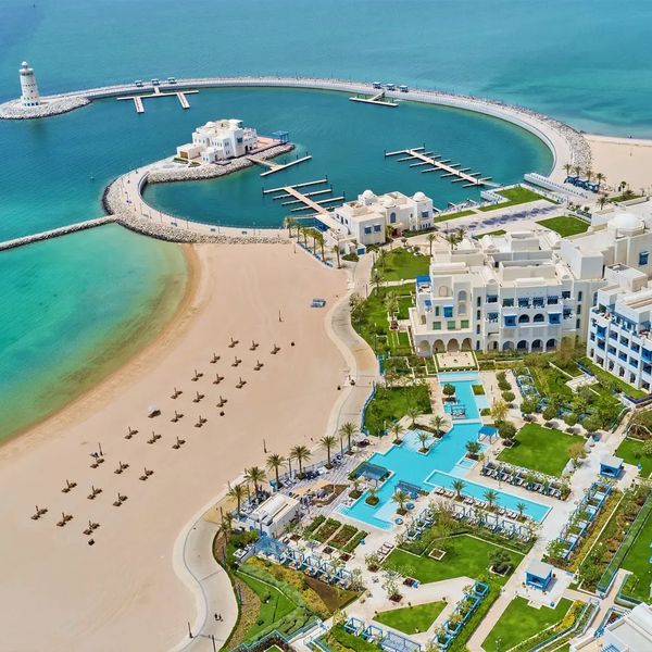 Hilton Salwa Beach Resort
