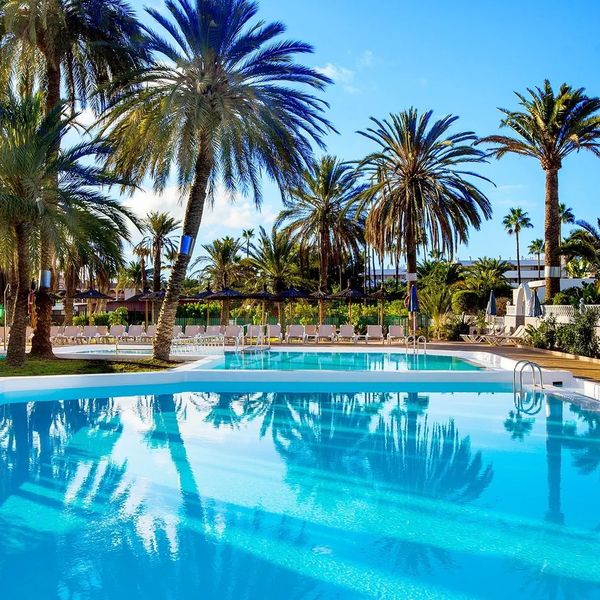 HL Miraflor Suites (ex. Miraflor Suites)