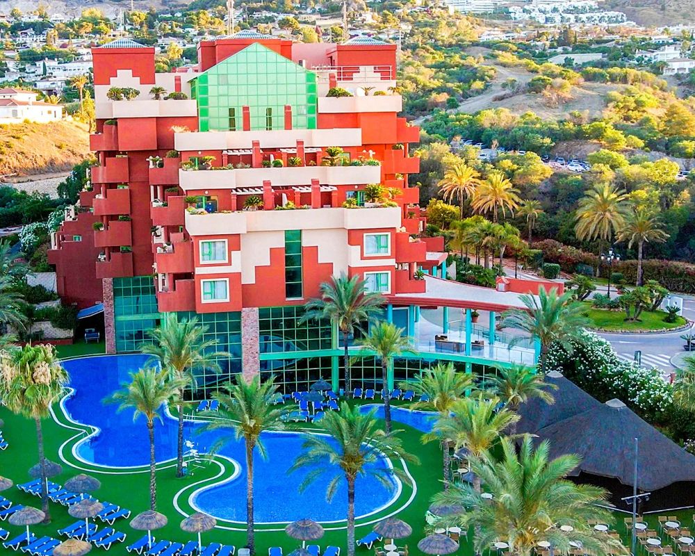 Holiday World Riwo (ex Holiday Palace)