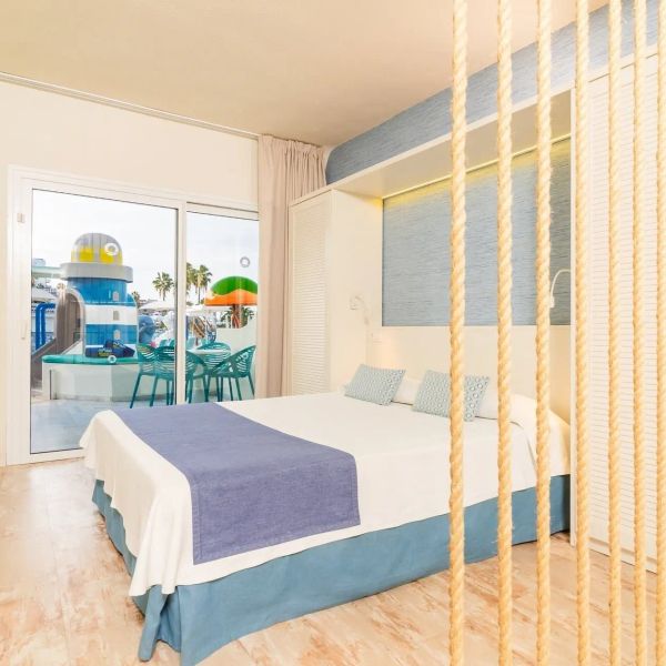 Hovima La Pinta Beachfront Family (Playa de las Americas)