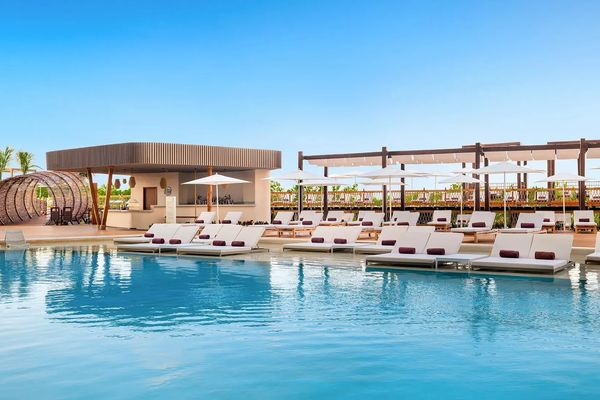 Hyatt Vivid Grand Island