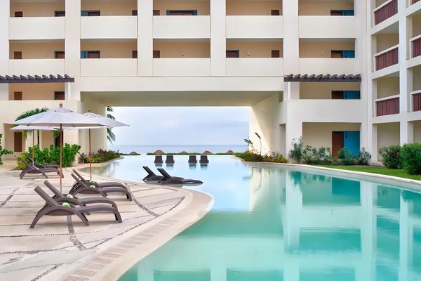 Hyatt Ziva Riviera Cancun (ex. Secrets Silversands)