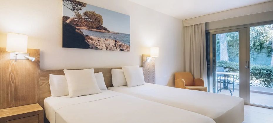 Iberostar Waves Pinos Park